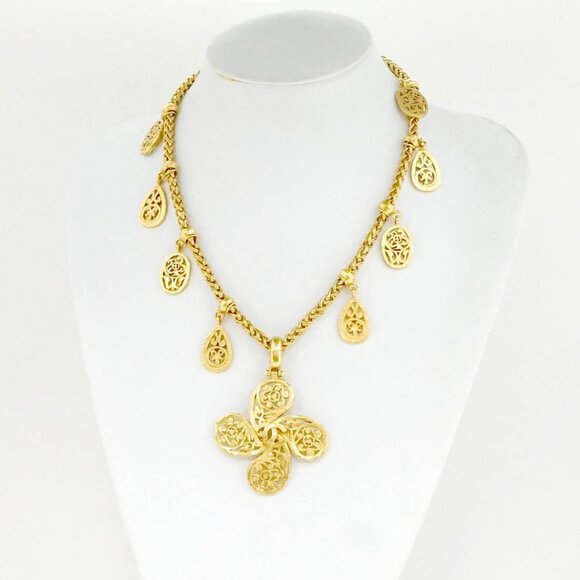 CHANEL CC Logo Flower Filigree Cross Charm Necklace 19" Gold Tone 95A Auth #8379 - Picture 3 of 6